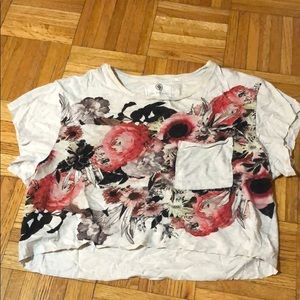 Gray Crop Top T-Shirt with Roses